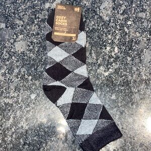 NWT Men’s Cozy Cabin Socks
